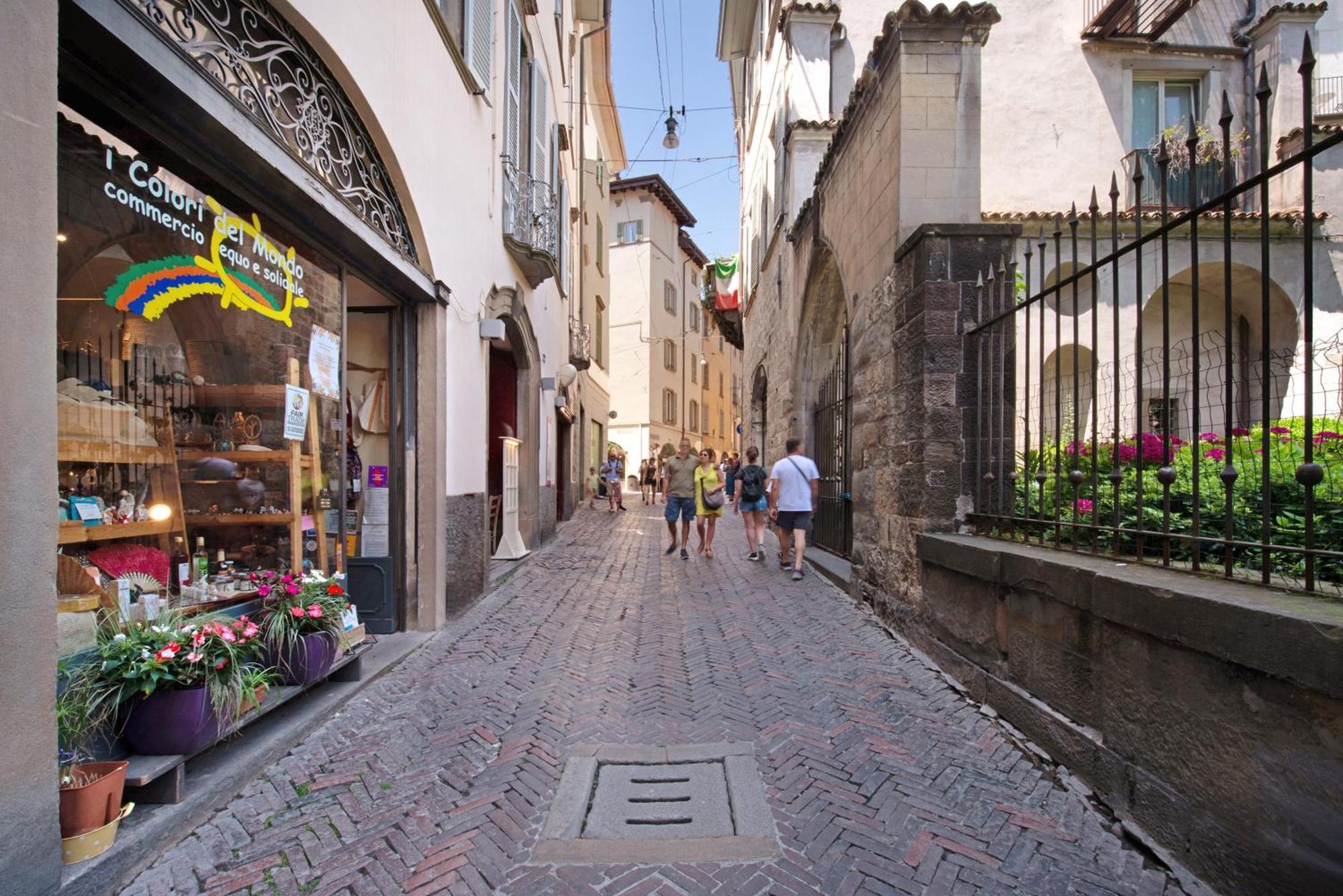 Penthouse In Citta Alta - Bergamo Lejlighed Eksteriør billede